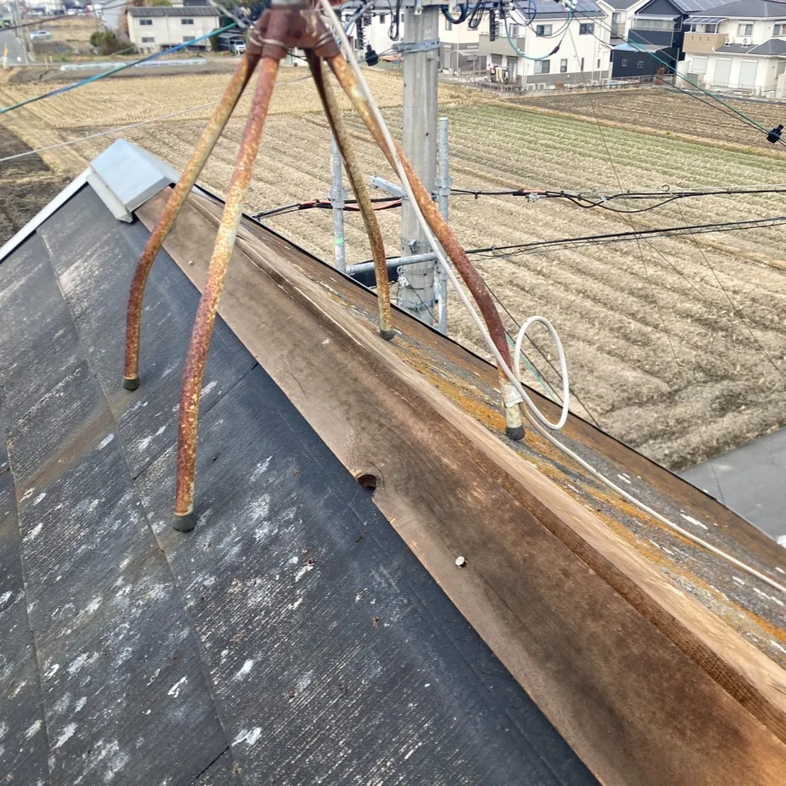 強風によって屋根に被害を受けてしまったとお困りではありません...