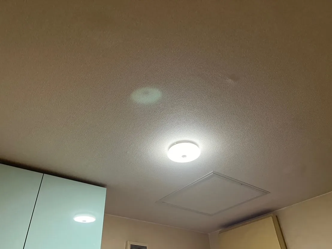 水漏れや損傷でお困りの天井、私たちにお任せください!最近担当...