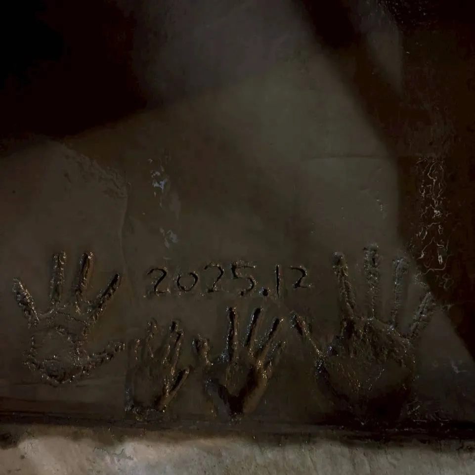 こんにちは!今回は新築のお庭にコンクリート土間を新設した事例...